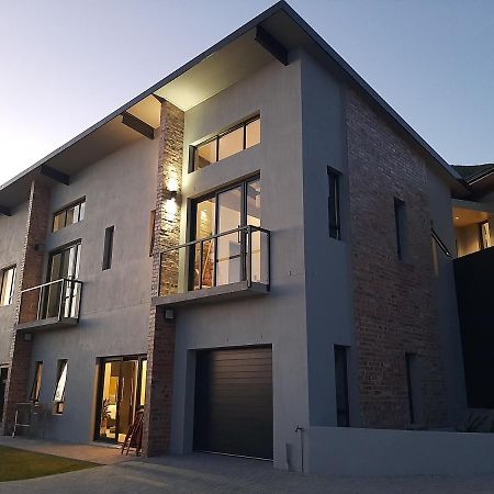 Black Eagle Self-Catering Accommodation, Hermanus Extérieur photo