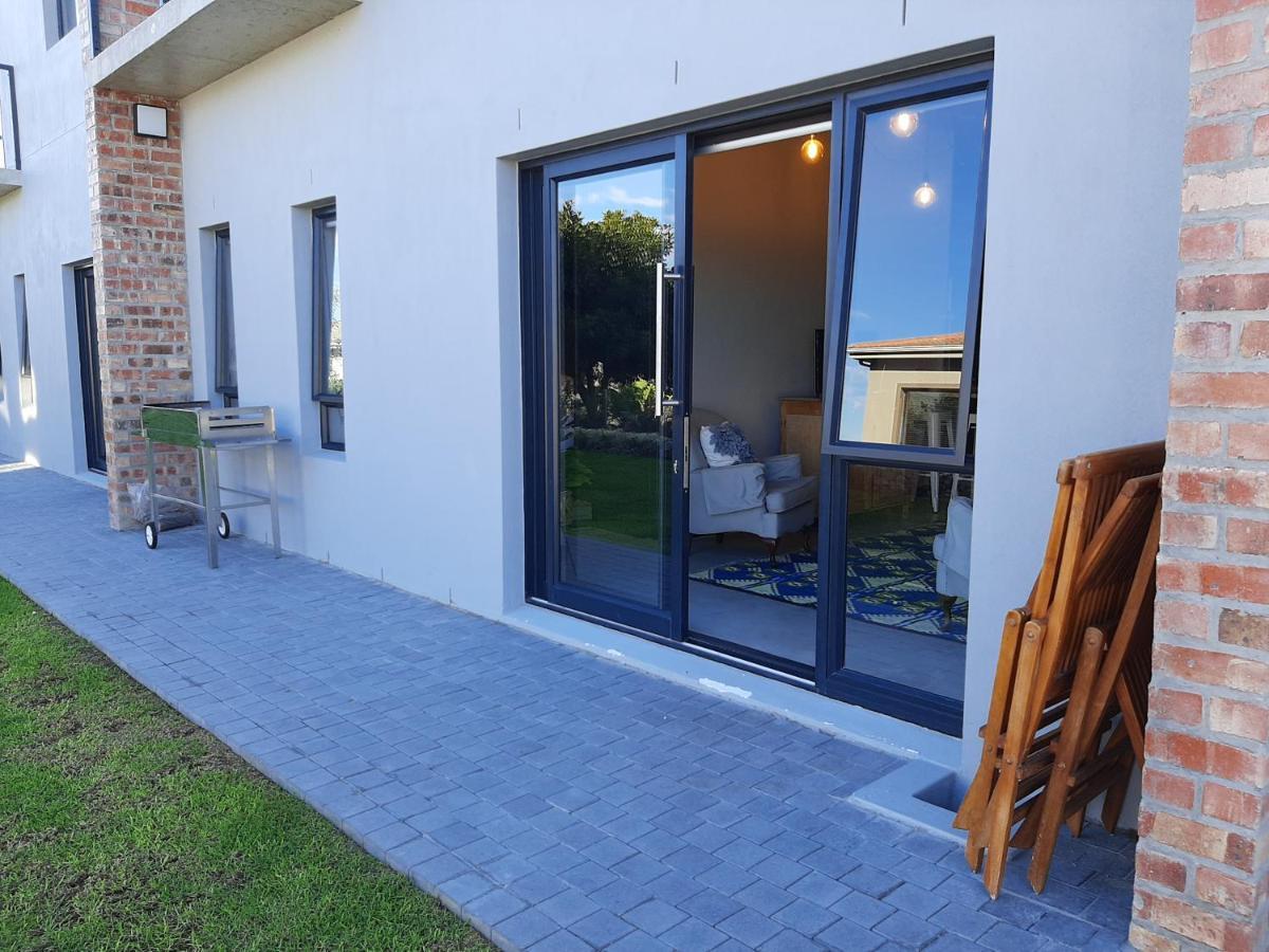 Black Eagle Self-Catering Accommodation, Hermanus Extérieur photo